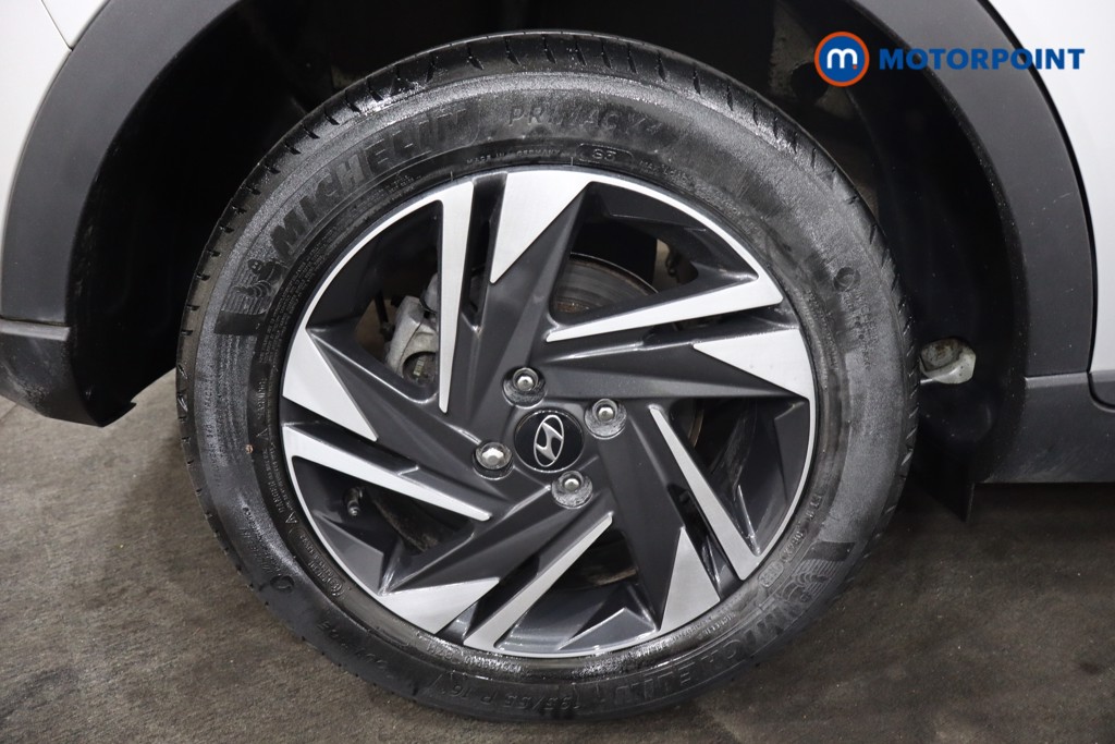 Hyundai Bayon Se Connect Automatic Petrol-Electric Hybrid SUV - Stock Number (1565527) - 22nd supplementary image