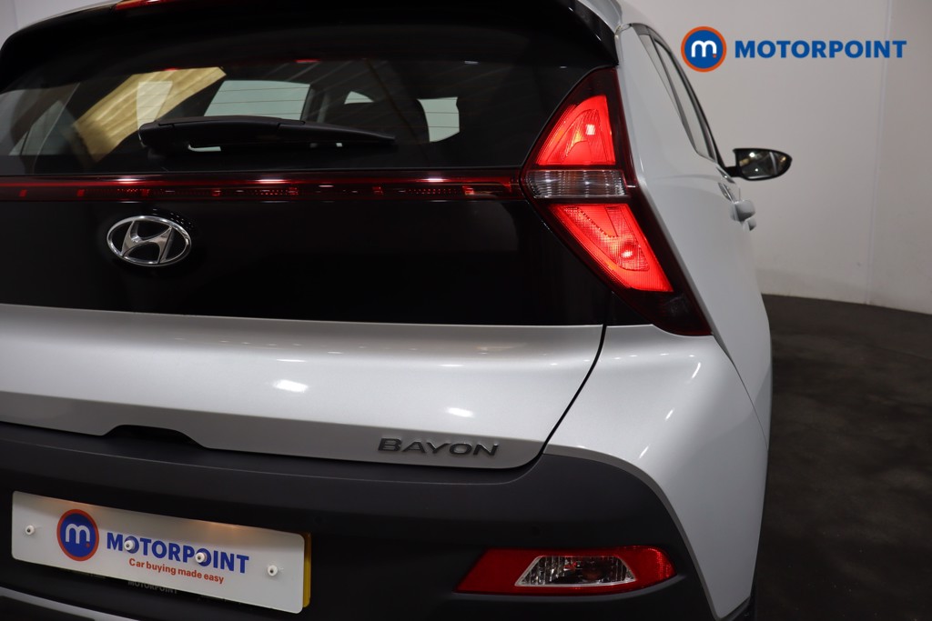 Hyundai Bayon Se Connect Automatic Petrol-Electric Hybrid SUV - Stock Number (1565527) - 27th supplementary image