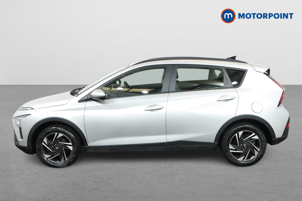 Hyundai Bayon Se Connect Automatic Petrol-Electric Hybrid SUV - Stock Number (1565527) - Passenger side