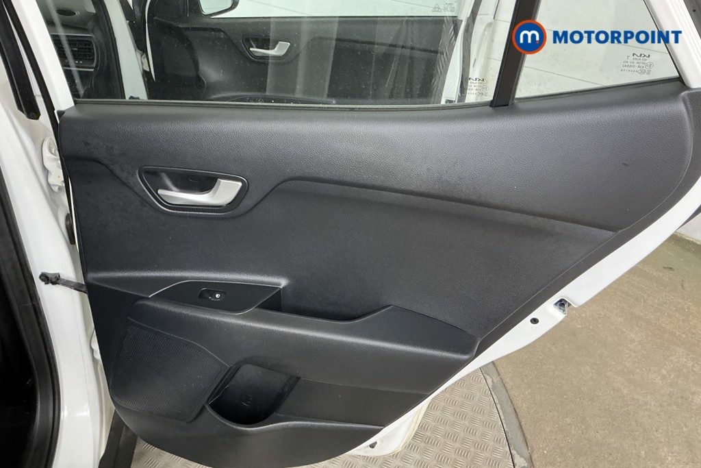 KIA Stonic 2 Automatic Petrol SUV - Stock Number (1565540) - 16th supplementary image