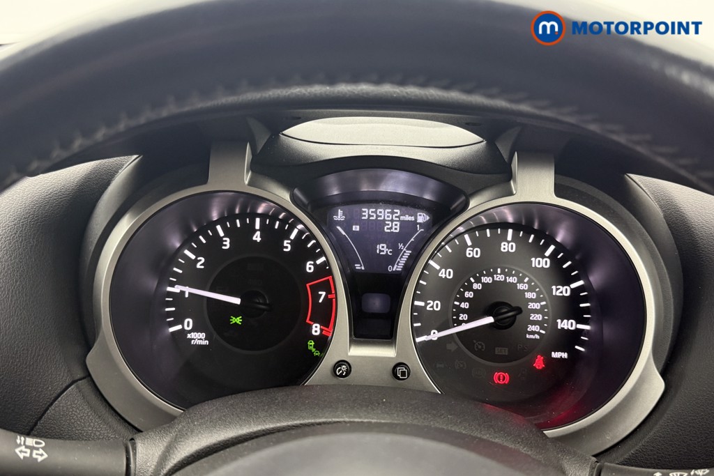 Nissan Juke Tekna Manual Petrol SUV - Stock Number (1565889) - 3rd supplementary image