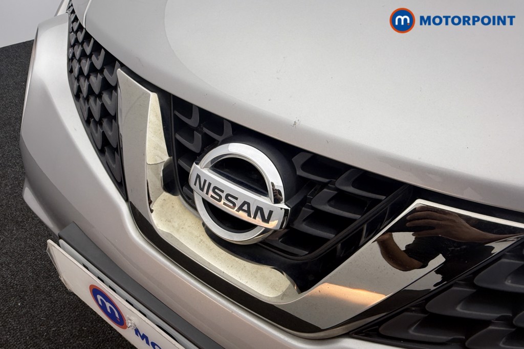Nissan Juke Tekna Manual Petrol SUV - Stock Number (1565889) - 16th supplementary image