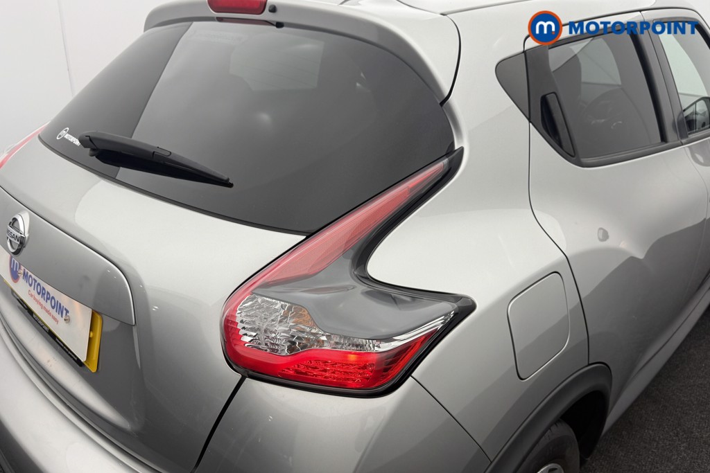 Nissan Juke Tekna Manual Petrol SUV - Stock Number (1565889) - 22nd supplementary image
