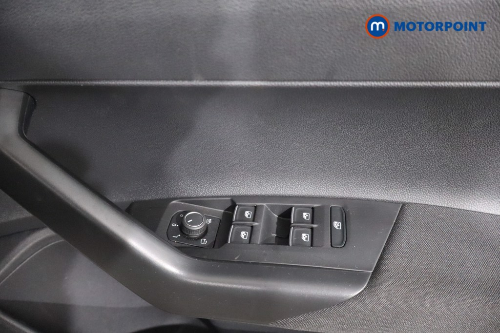 Volkswagen Polo R-Line Automatic Petrol Hatchback - Stock Number (1565936) - 25th supplementary image