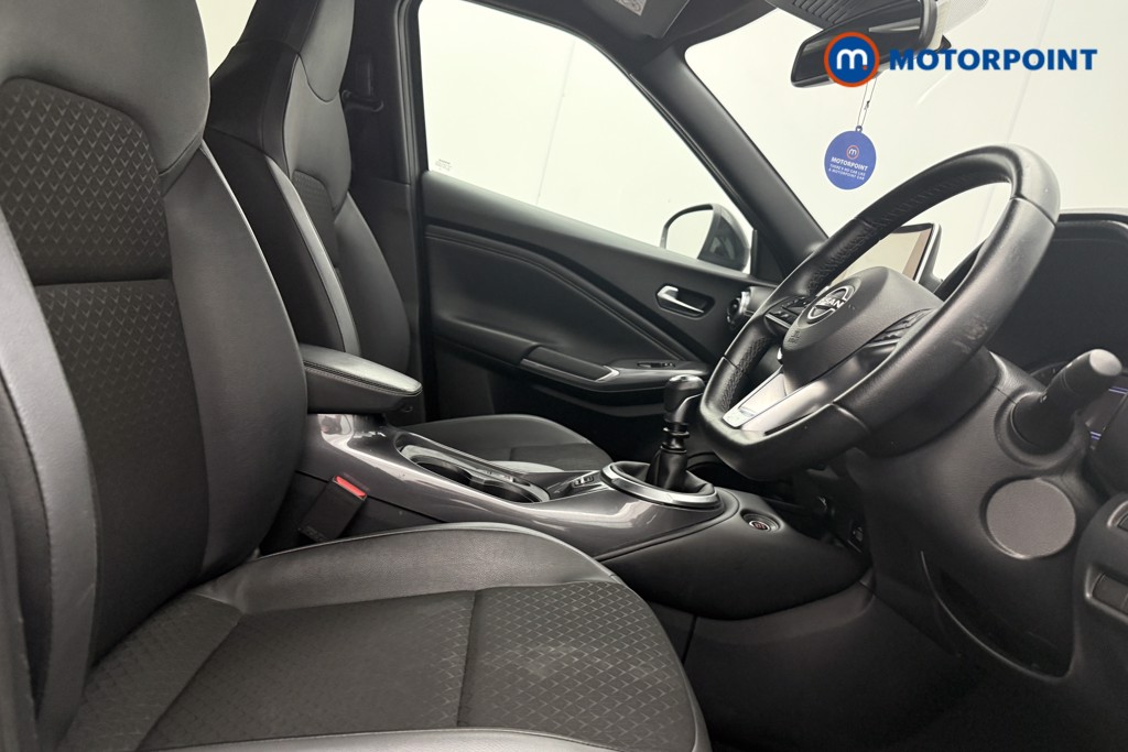 Nissan Juke N-Connecta Manual Petrol SUV - Stock Number (1566124) - 8th supplementary image