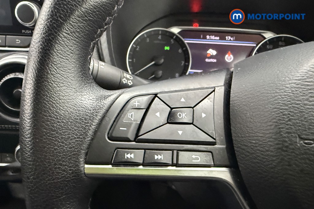 Nissan Juke N-Connecta Manual Petrol SUV - Stock Number (1566124) - 14th supplementary image