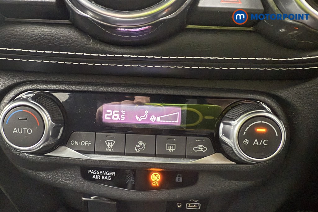 Nissan Juke N-Connecta Manual Petrol SUV - Stock Number (1566124) - 16th supplementary image
