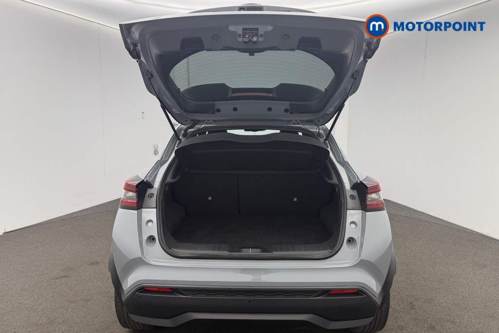 Nissan Juke N-Connecta Manual Petrol SUV - Stock Number (1566124) - 21st supplementary image