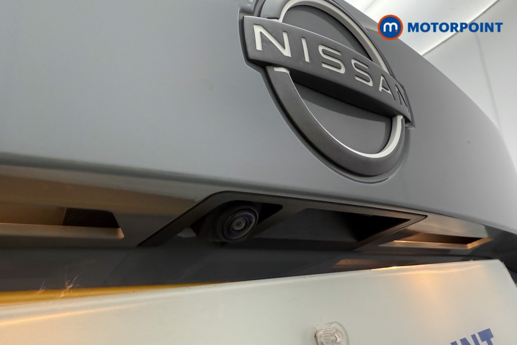 Nissan Juke N-Connecta Manual Petrol SUV - Stock Number (1566124) - 28th supplementary image