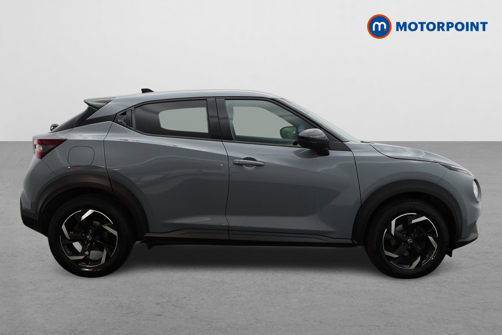 Nissan Juke N-Connecta Manual Petrol SUV - Stock Number (1566124) - Drivers side