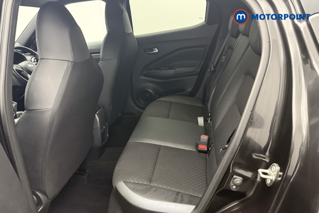 Nissan Juke N-Connecta Manual Petrol SUV - Stock Number (1566151) - 2nd supplementary image