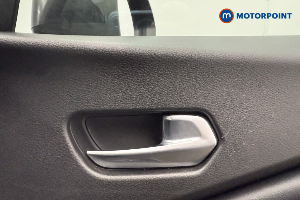 Nissan Juke N-Connecta Manual Petrol SUV - Stock Number (1566151) - 16th supplementary image