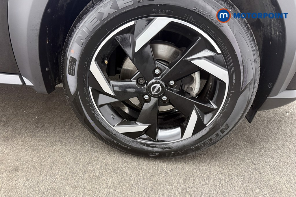 Nissan Juke N-Connecta Manual Petrol SUV - Stock Number (1566151) - 18th supplementary image
