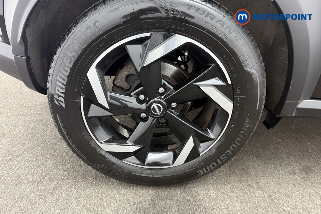Nissan Juke N-Connecta Manual Petrol SUV - Stock Number (1566151) - 19th supplementary image