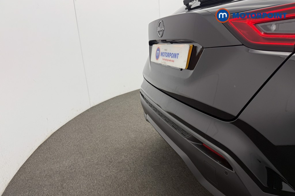 Nissan Juke N-Connecta Manual Petrol SUV - Stock Number (1566151) - 25th supplementary image