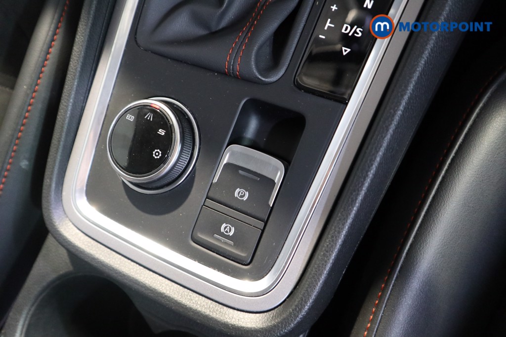 Seat Ateca FR Automatic Petrol SUV - Stock Number (1566441) - 8th supplementary image
