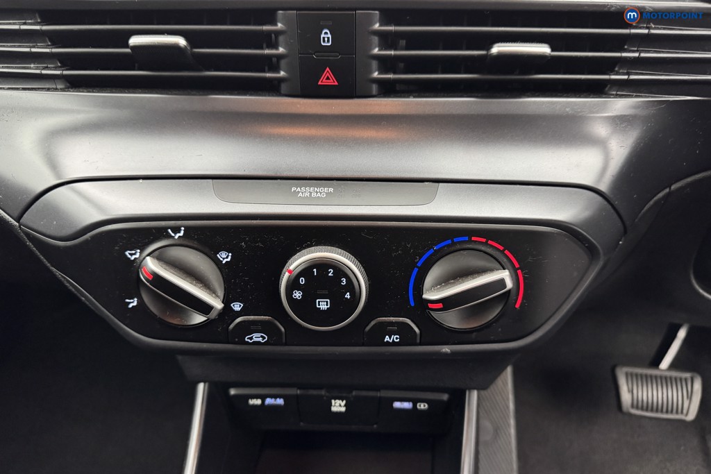 Hyundai I20 Se Connect Automatic Petrol Hatchback - Stock Number (1566837) - 15th supplementary image
