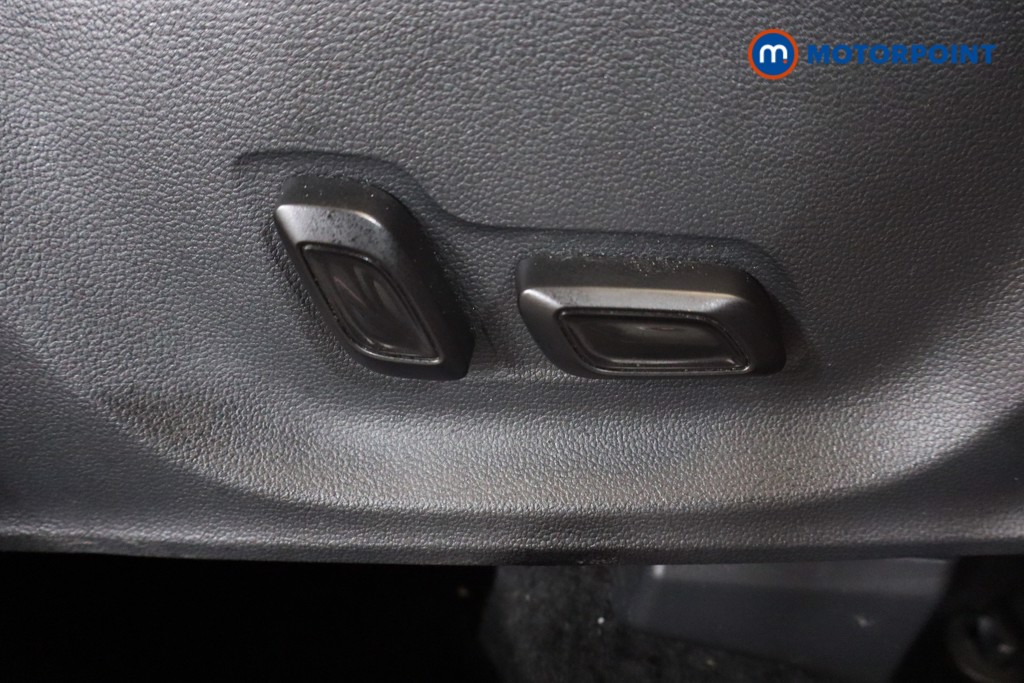 Mg Motor Uk ZS Exclusive Manual Petrol SUV - Stock Number (1567003) - 18th supplementary image
