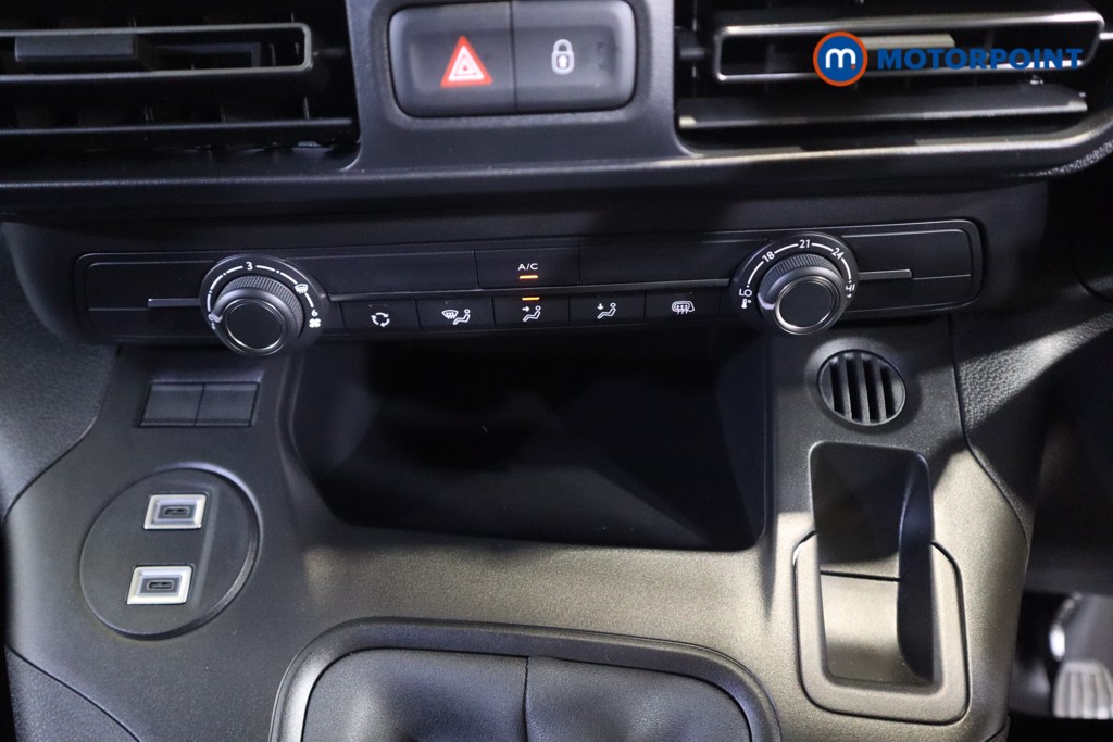 Vauxhall Combo Cargo Prime Manual Diesel Crew Bus - Stock Number (1567032) - 20th supplementary image