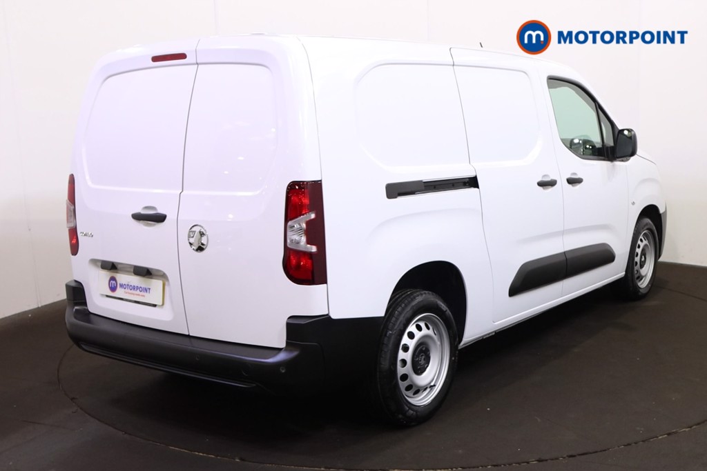 Vauxhall Combo Cargo Prime Manual Diesel Crew Bus - Stock Number (1567032) - Drivers side rear corner