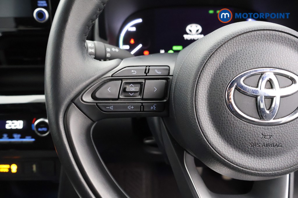 Toyota Yaris Cross Design Automatic Petrol-Electric Hybrid Estate - Stock Number (1567071) - 2nd supplementary image