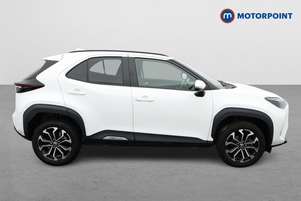 Toyota Yaris Cross Design Automatic Petrol-Electric Hybrid Estate - Stock Number (1567071) - Drivers side