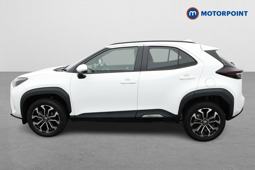 Toyota Yaris Cross Design Automatic Petrol-Electric Hybrid Estate - Stock Number (1567071) - Passenger side