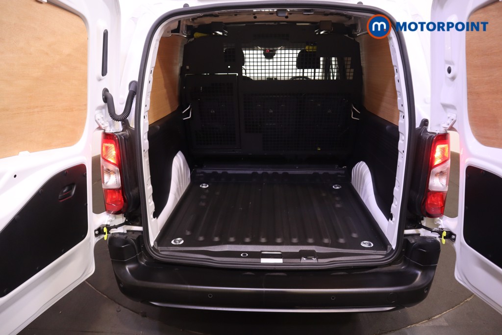 Vauxhall Combo Cargo Prime Manual Diesel Crew Bus - Stock Number (1567115) - 8th supplementary image