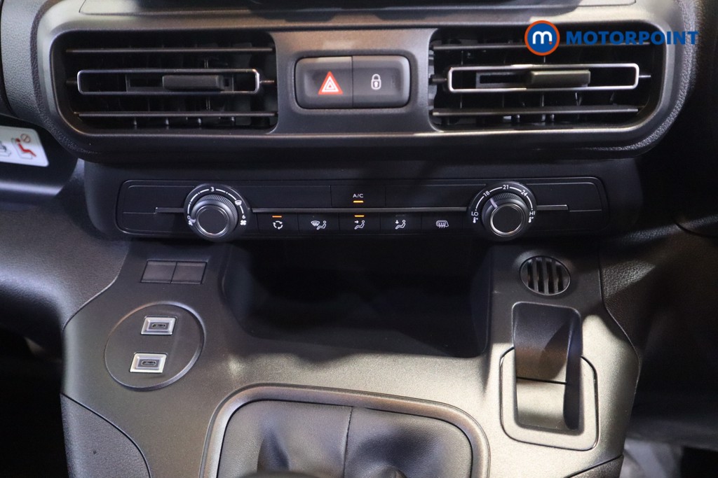 Vauxhall Combo Cargo Prime Manual Diesel Crew Bus - Stock Number (1567115) - 20th supplementary image