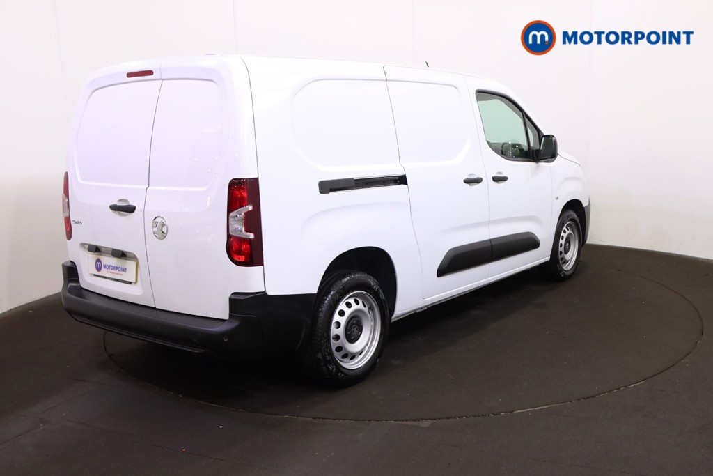 Vauxhall Combo Cargo Prime Manual Diesel Crew Bus - Stock Number (1567115) - Drivers side rear corner