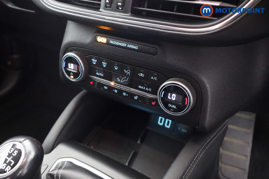 Ford Focus Titanium X Edition Manual Petrol-Electric Hybrid Hatchback - Stock Number (1567132) - 11th supplementary image