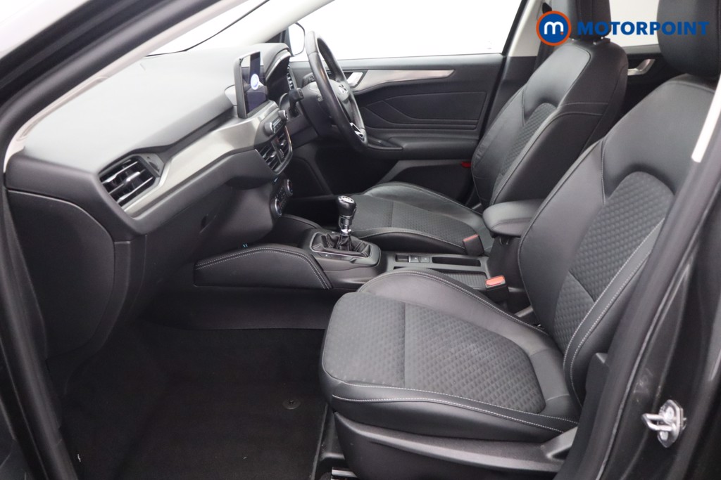 Ford Focus Titanium X Edition Manual Petrol-Electric Hybrid Hatchback - Stock Number (1567132) - 24th supplementary image