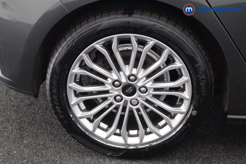 Ford Focus Titanium X Edition Manual Petrol-Electric Hybrid Hatchback - Stock Number (1567132) - 29th supplementary image