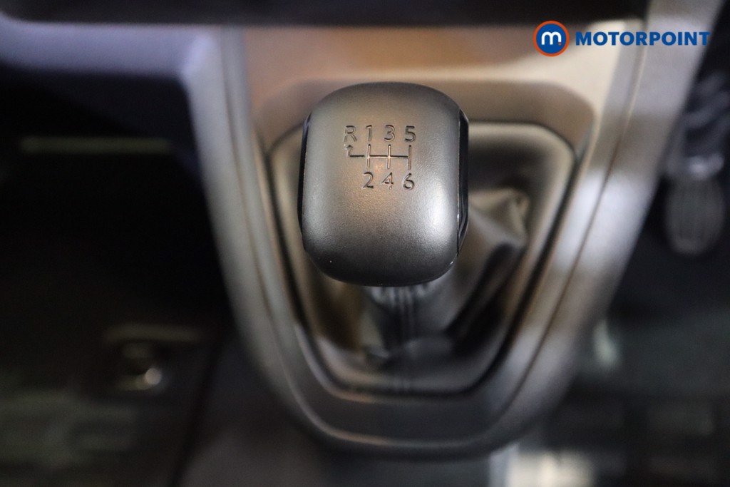 Vauxhall Vivaro PRO Manual Diesel Panel Van - Stock Number (1567145) - 4th supplementary image