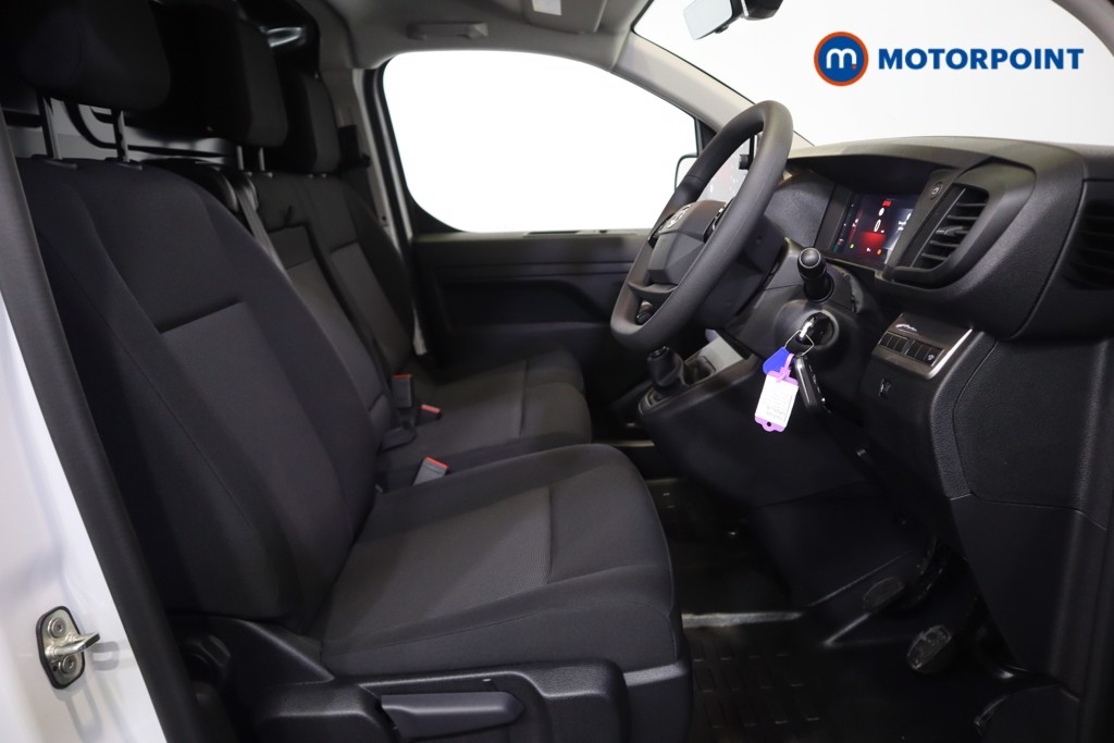 Vauxhall Vivaro PRO Manual Diesel Panel Van - Stock Number (1567145) - 6th supplementary image