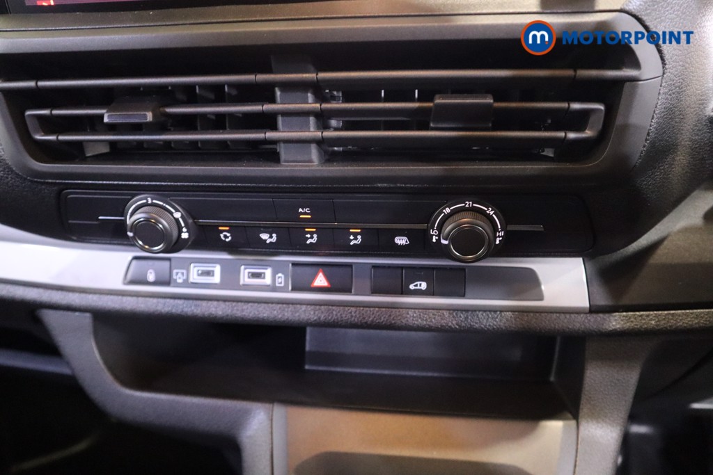 Vauxhall Vivaro PRO Manual Diesel Panel Van - Stock Number (1567145) - 21st supplementary image