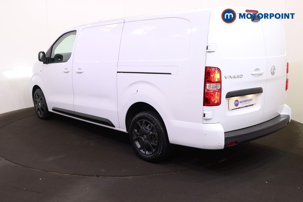 Vauxhall Vivaro PRO Manual Diesel Panel Van - Stock Number (1567145) - Passenger side rear corner