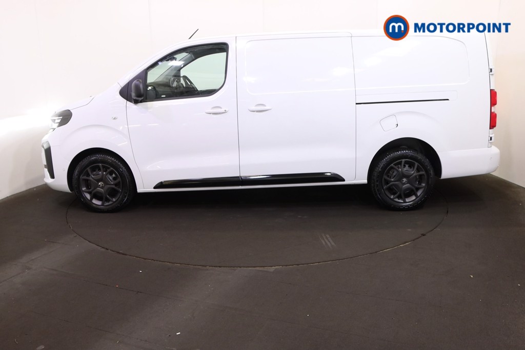 Vauxhall Vivaro PRO Manual Diesel Panel Van - Stock Number (1567145) - Passenger side