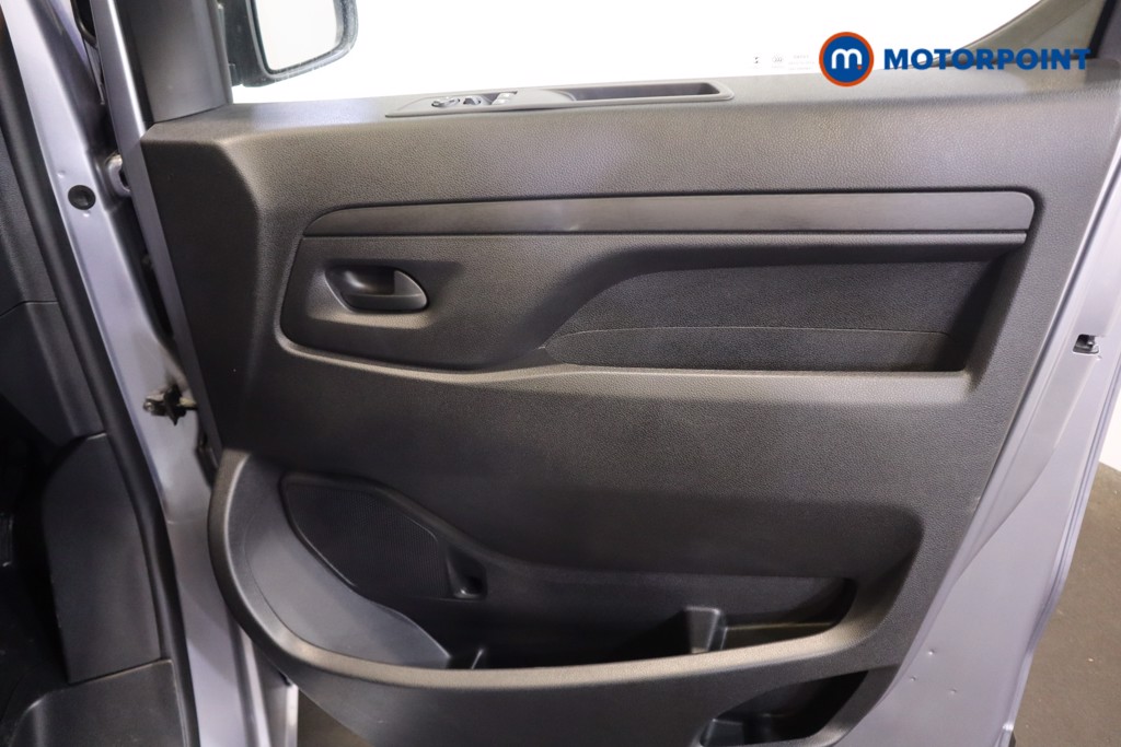 Vauxhall Vivaro PRO Manual Diesel Panel Van - Stock Number (1567182) - 13th supplementary image
