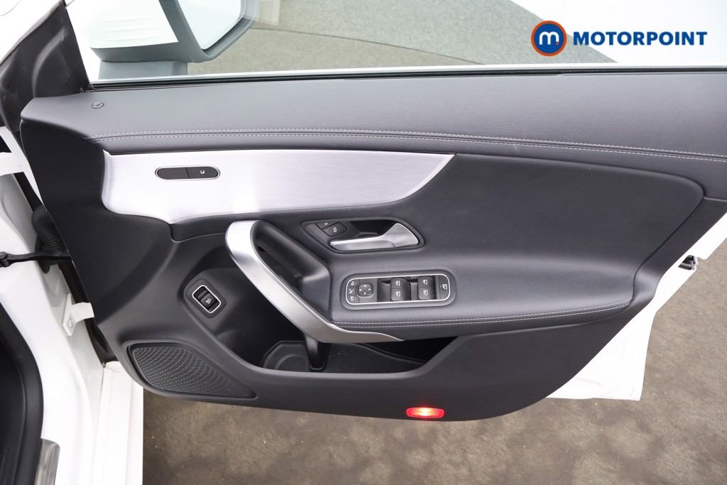 Mercedes-Benz CLA Amg Line Automatic Petrol Estate - Stock Number (1567382) - 9th supplementary image