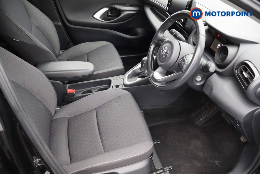 Toyota Yaris Design Automatic Petrol-Electric Hybrid Hatchback - Stock Number (1567390) - 11th supplementary image