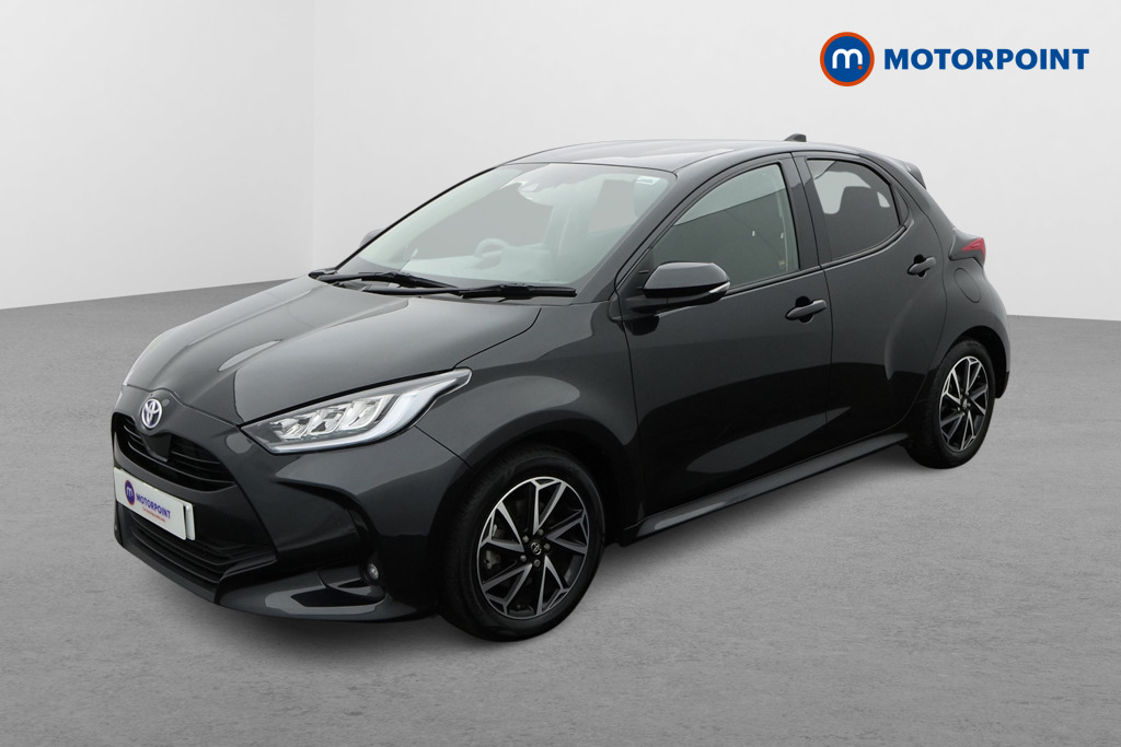 Toyota Yaris Design Automatic Petrol-Electric Hybrid Hatchback - Stock Number (1567390) - Passenger side front corner