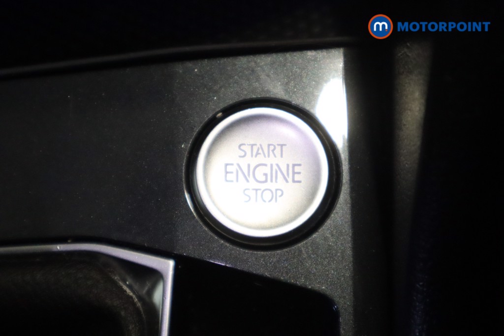 Volkswagen Tiguan R-Line Automatic Petrol SUV - Stock Number (1567420) - 21st supplementary image