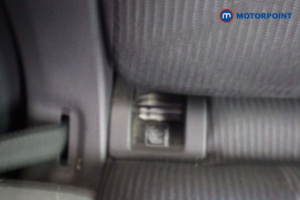 Volkswagen Tiguan R-Line Automatic Petrol SUV - Stock Number (1567420) - 27th supplementary image