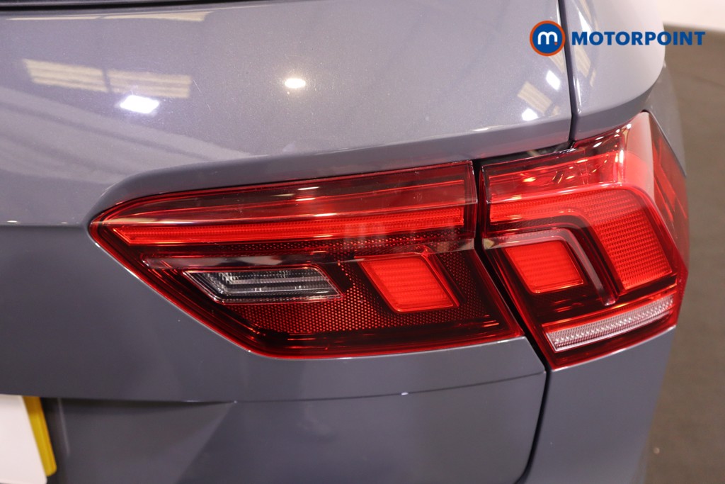 Volkswagen Tiguan R-Line Automatic Petrol SUV - Stock Number (1567420) - 30th supplementary image