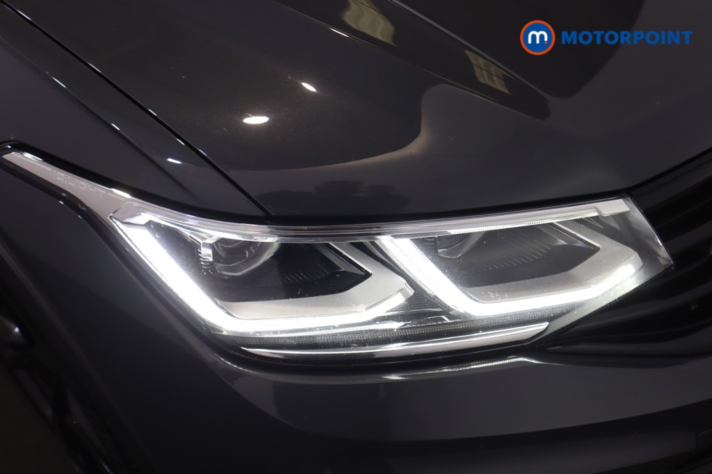 Volkswagen Tiguan R-Line Automatic Petrol SUV - Stock Number (1567420) - 33rd supplementary image