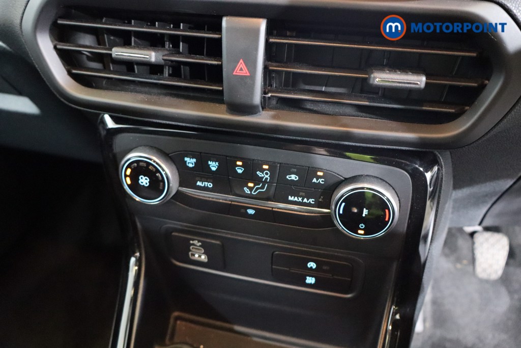 Ford Ecosport Active Manual Petrol SUV - Stock Number (1567728) - 10th supplementary image