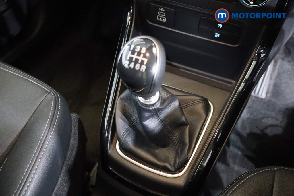 Ford Ecosport Active Manual Petrol SUV - Stock Number (1567728) - 11th supplementary image