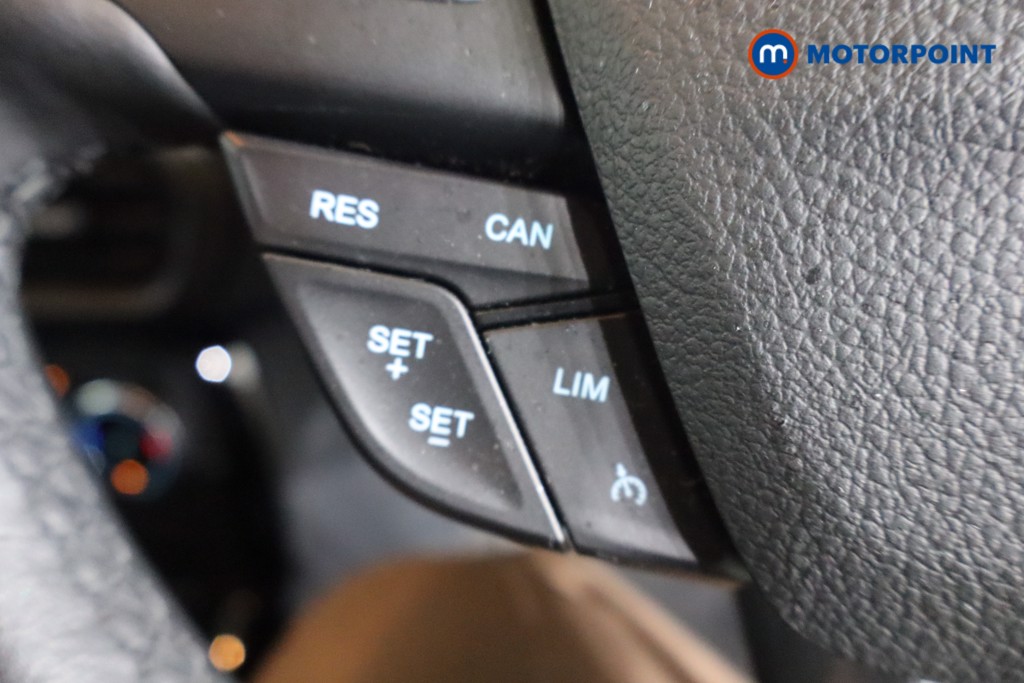 Ford Ecosport Active Manual Petrol SUV - Stock Number (1567728) - 13th supplementary image