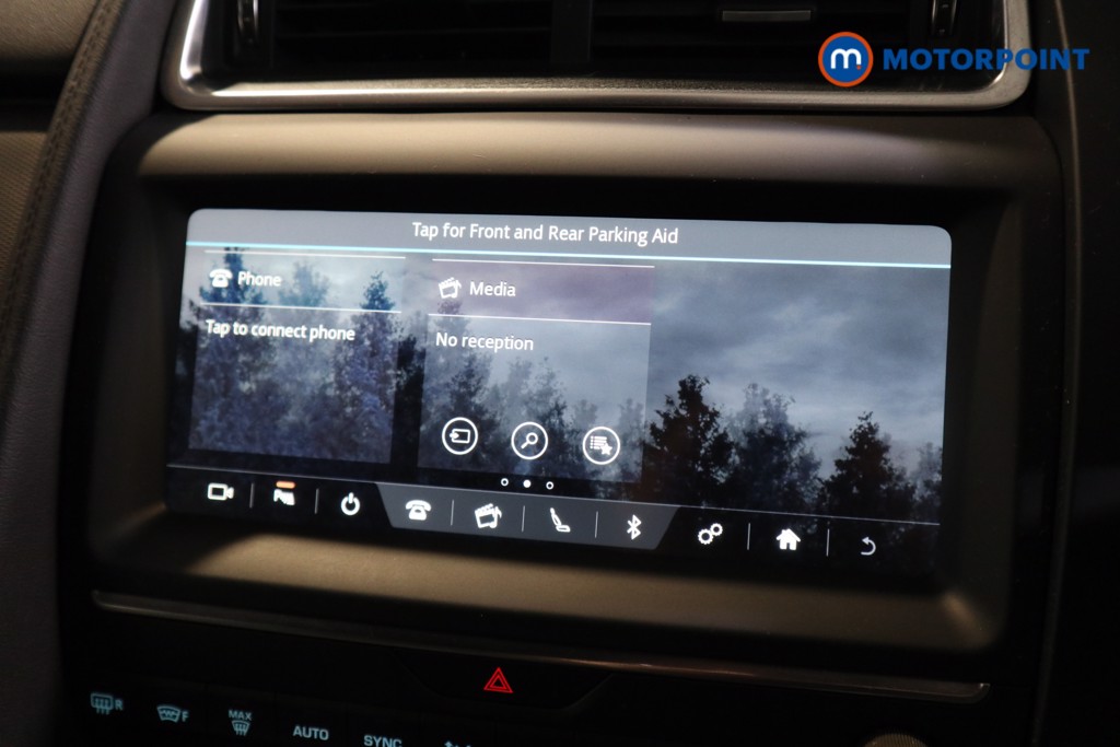 Jaguar E-Pace R-Dynamic Manual Diesel SUV - Stock Number (1568859) - 12th supplementary image